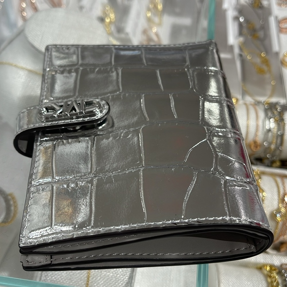 Michael Kors Empire Metallic Crocodile Embossed Leather Passport Wallet NWT - Picture 3 of 16